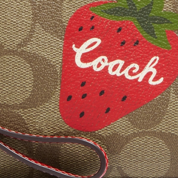 New! Corner Zip Wristlet In Signature Canvas With Wild Strawberry - Picture 4 of 4